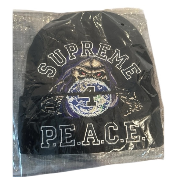 Supreme Black P.E.A.C.E. Skull Beanie New - Picture 3 of 4